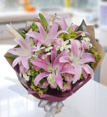 Feminine Gift (Medium)