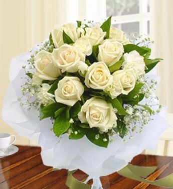 Joyful Roses 15 (15 White Roses)