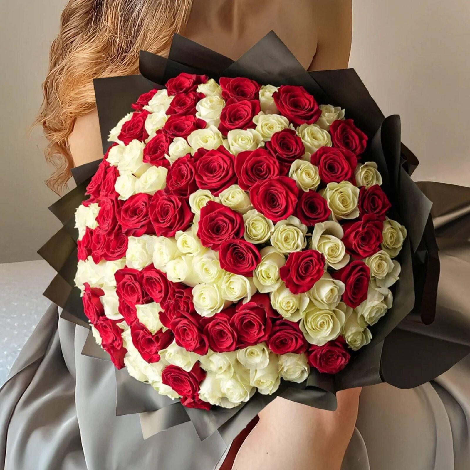 Classic Romantic Bouquet (Classic)