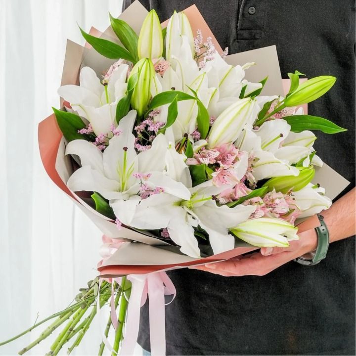Ethereal White Lily Bouquet (Classic)