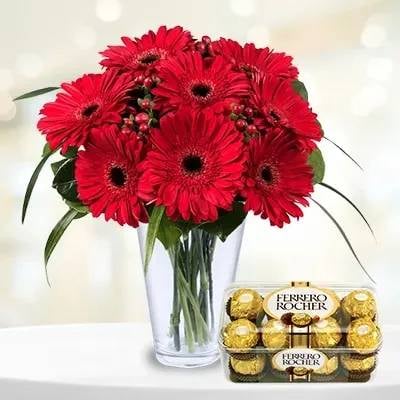 Red Gerberas Bouquet With Ferrero Rocher (Classic)
