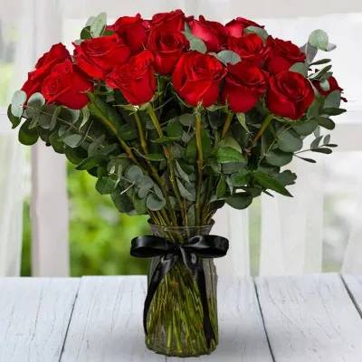 Long Stems Roses In Vase (Classic)