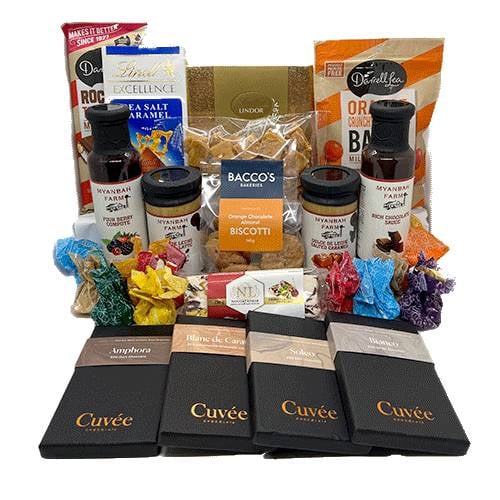 Sweet Lovers Masterpiece Hamper