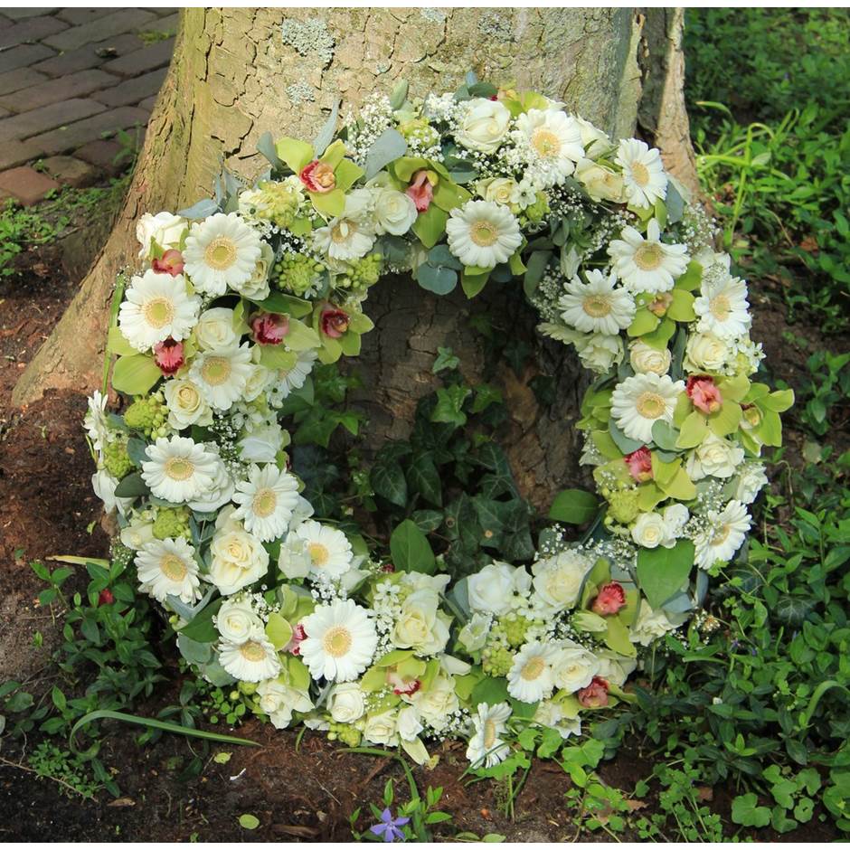 White Mortuary Coronet