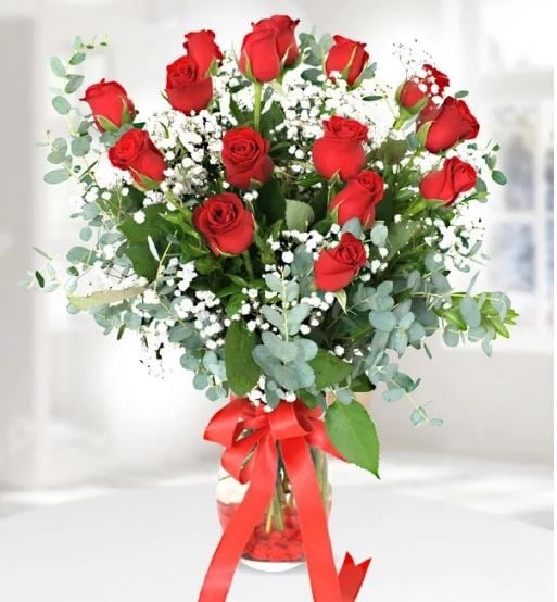 17 red roses