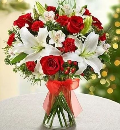15 -19 Red Roses Black Box
