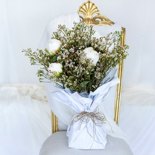 Striking Beauty Bouquet