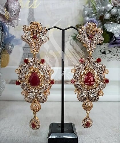 TRADITIONAL EARRINGS(10)