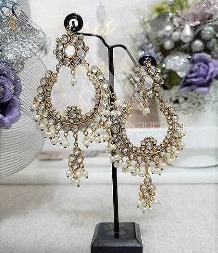TRADITIONAL EARRINGS(6)