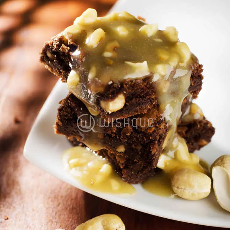 Cashew Praline Brownies 12pcs