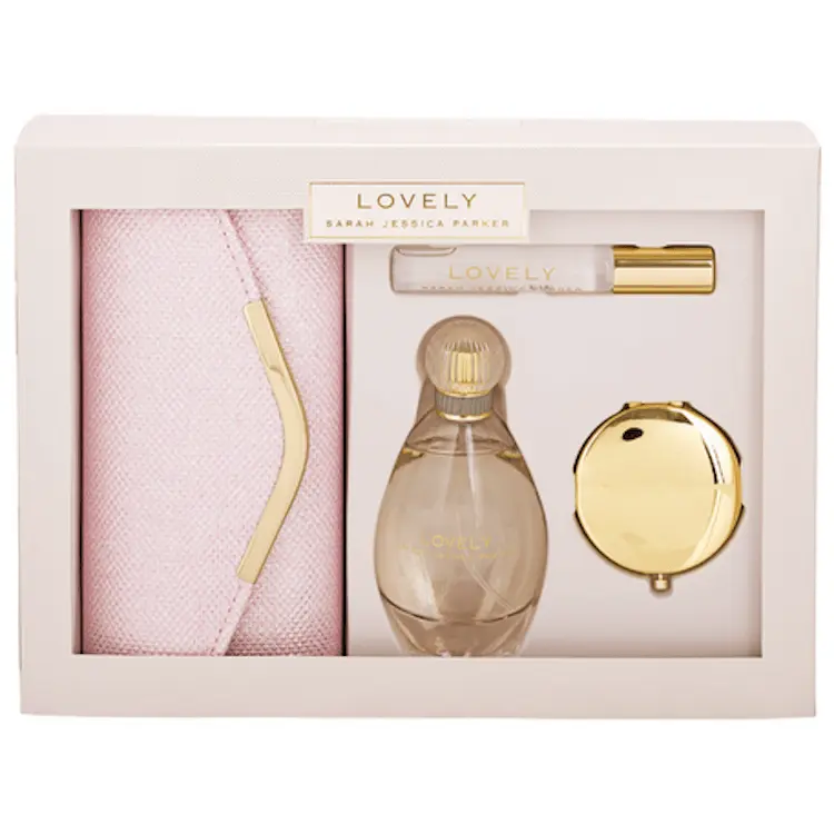 Lovely Sarah Jessica Parker 4 Piece Gift Set