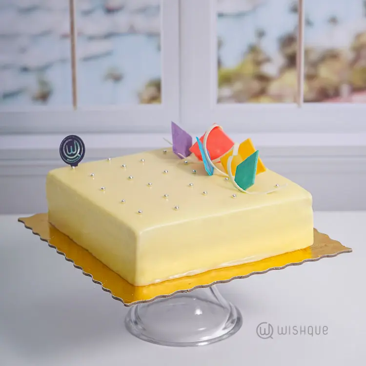 Delectable White Chocolate Ganache Ribbon Cake