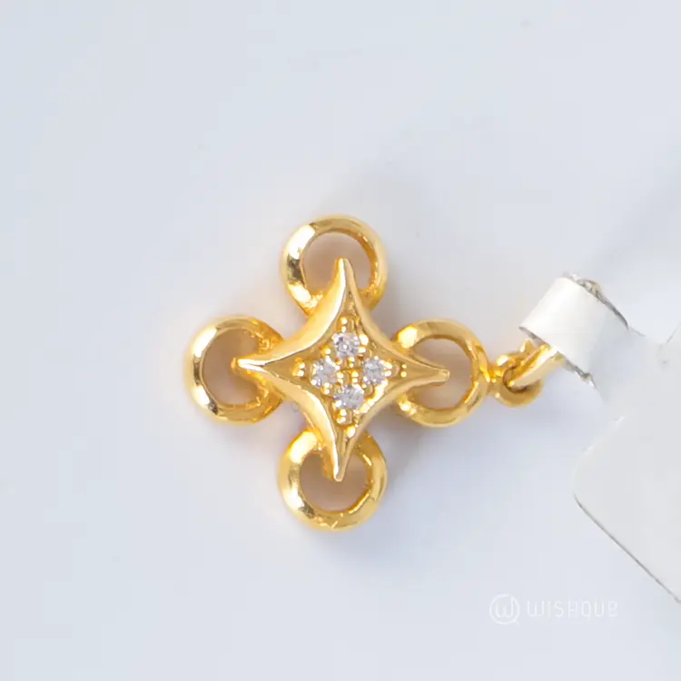 22kt Gold Star Pendant With Zercone
