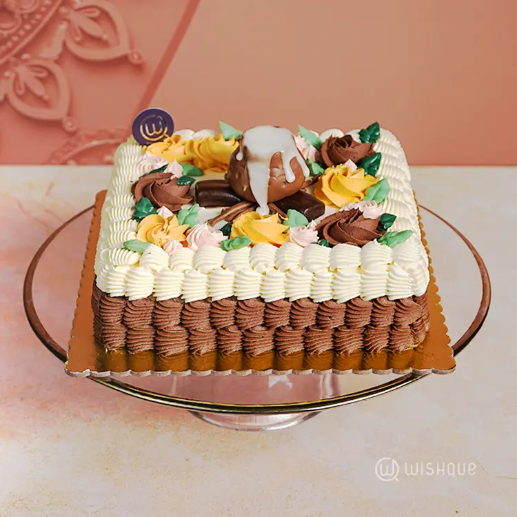 Avurudu Blessings Chocolate & Vanilla Cake