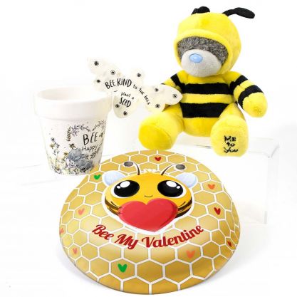Bee My Valentine Gift Set (Letterbox Cake Set (C) Serves 2)