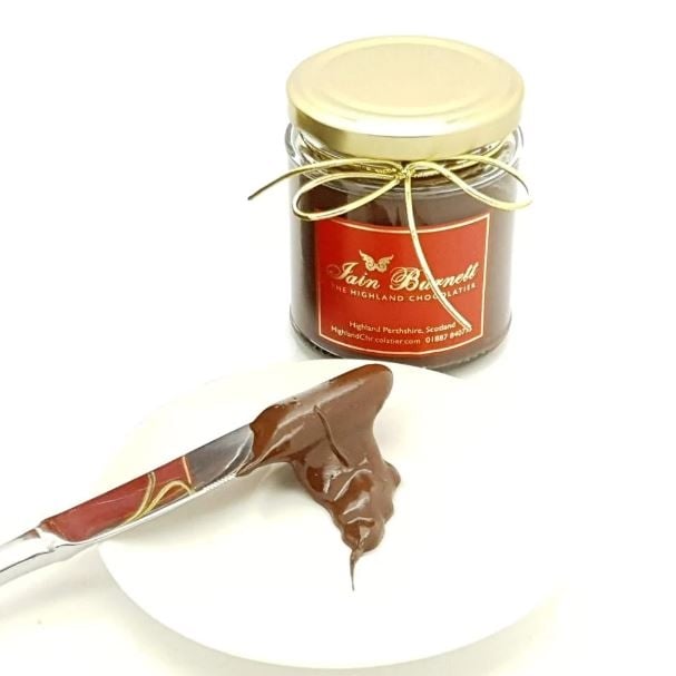 CARAMELIZED HAZELNUT & CHOCOLATE SPREAD