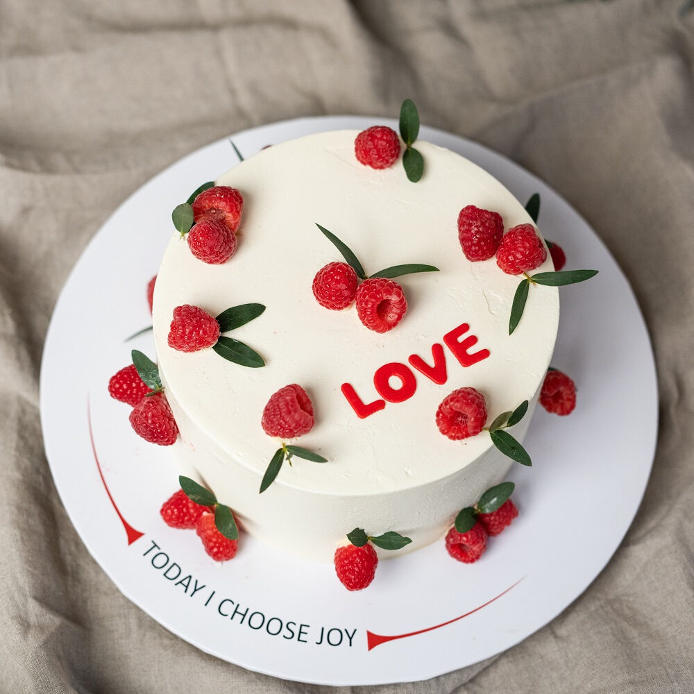 White Raspberry Cake