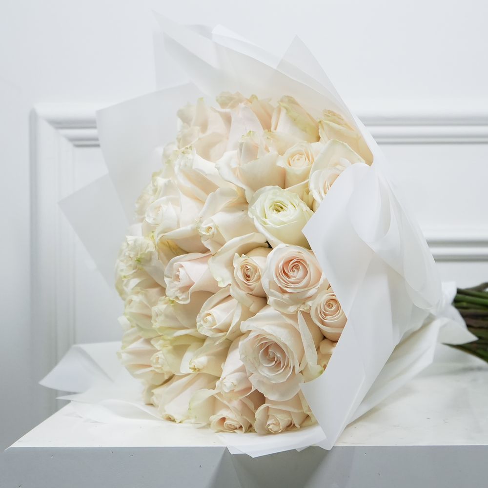 White Rose Hand Bouquet II