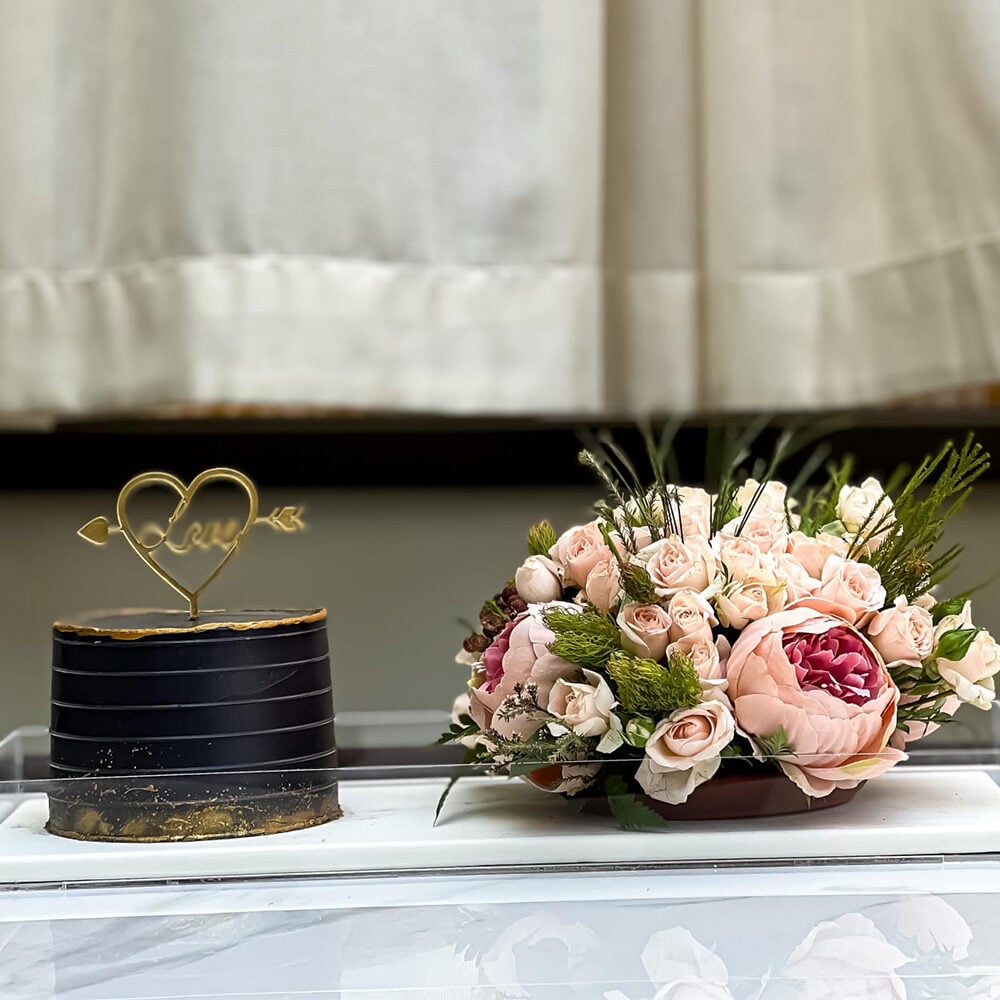 Sweet Layers Cake