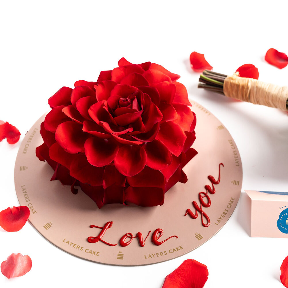 Heart Petals Cake