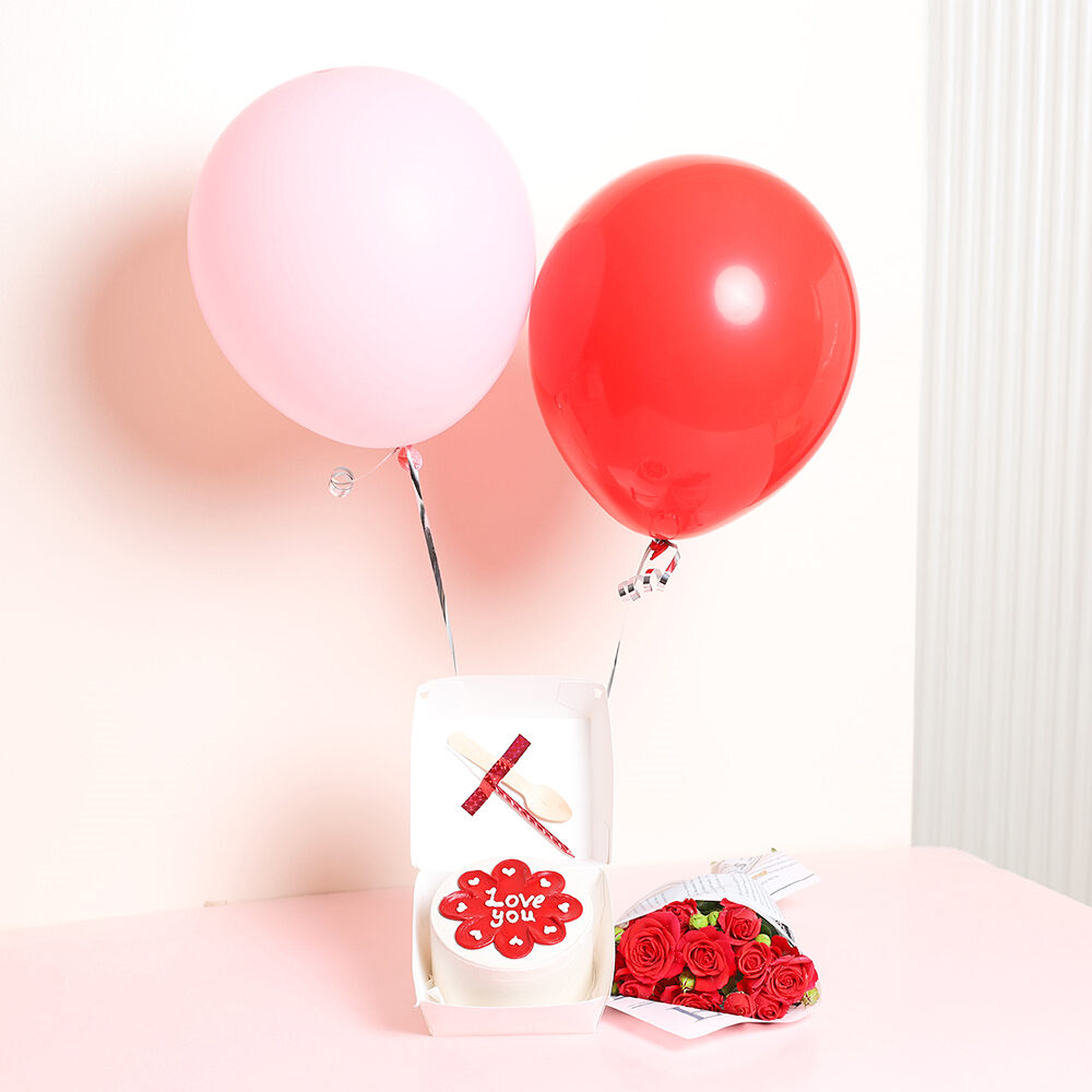 Bento Cake & Bouquet 2