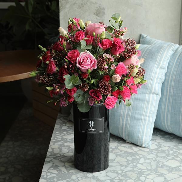 A Black Vase