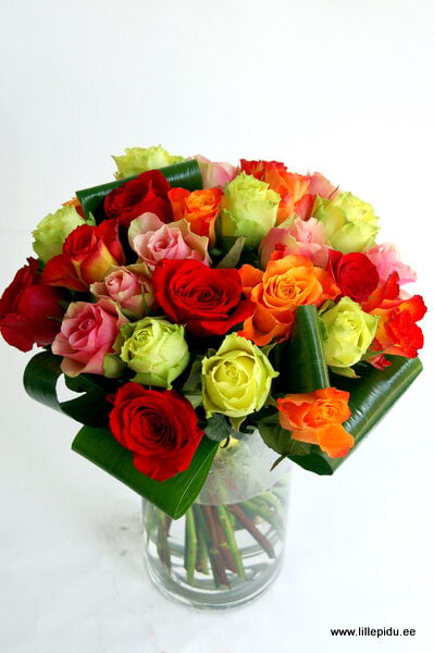 Bouquet of multi-colored roses (19 Roses)