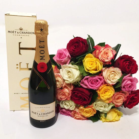 Luxorious Gift- Moet Champagne and Red Roses (11 roses)