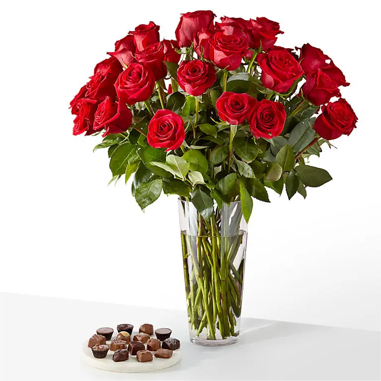 Romantic Long Stem Red Rose Bouquet Bundles