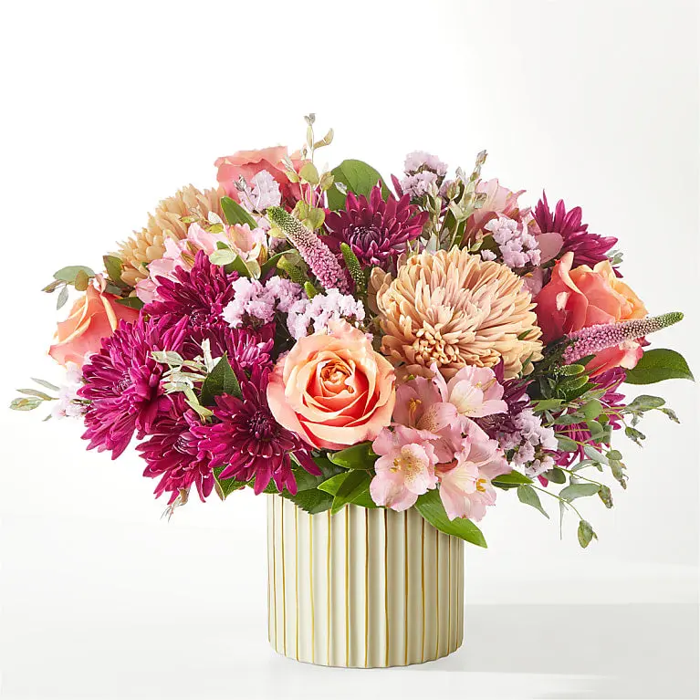 Berry Cobbler Bouquet with Ivory Vase