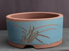 Round Unglazed Bonsai Pot with Etching 6.5" x 6.5" x 3.0"