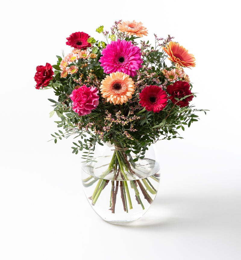 Gift bouquet in cherry and peach large (None selected)