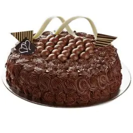Maltesers Chocolate Cake (12 portions)