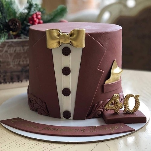 Tuxedo Cake For Him (1 KG)