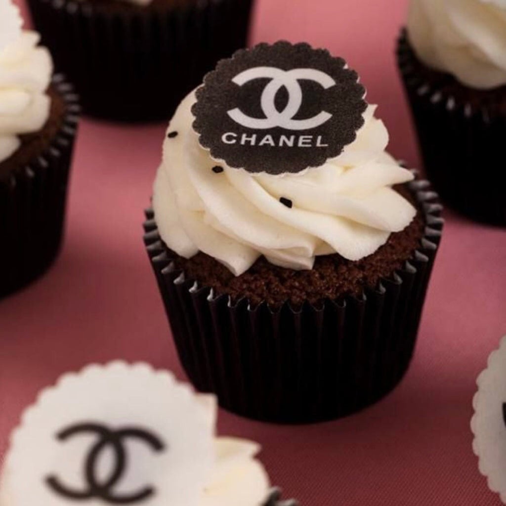 Elegant Chanel Cupcakes (6 pcs)