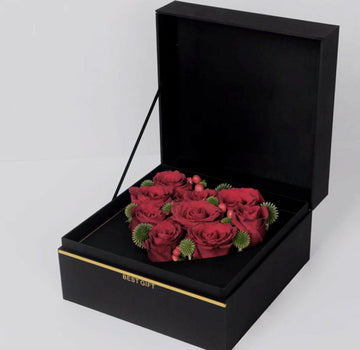 Roses Heart inside Elegant Box
