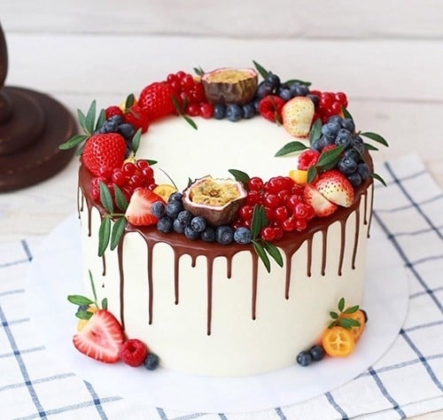 Sunshine Zesty Berry Cake (1 KG)