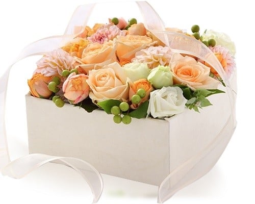 Elegant Orange Roses In A Gift Box