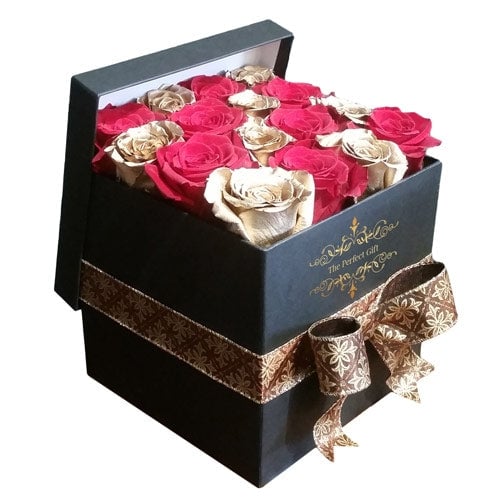 Elegant 16 Red and Gold Roses Gift Box