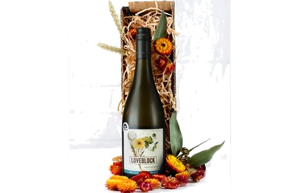 LOVEBLOCK PINOT GRIS GIFT BOXED 2020