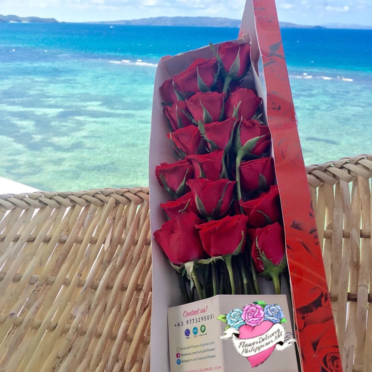 Roses Gift Box (customize it from 18 to 36 roses)