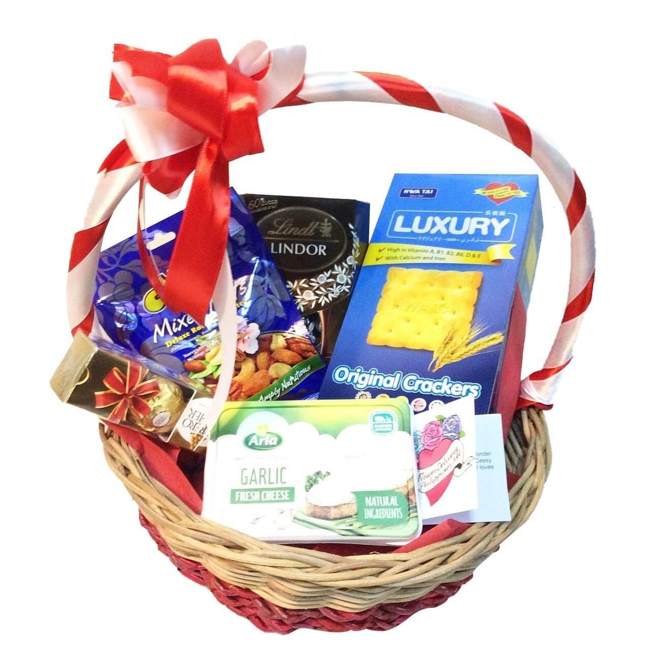 Sunday Appetiser Basket