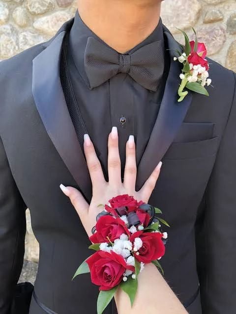 Corsage & Boutonniere Package