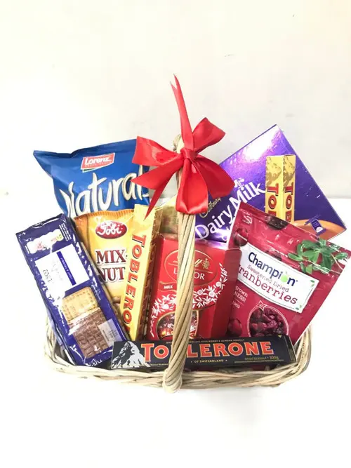 https://cdn11.bigcommerce.com/s-s00dfko9/images/stencil/{:size}/products/536/2107/deli_snacks_basket_philippines__65404.1624359741.JPG?c=2