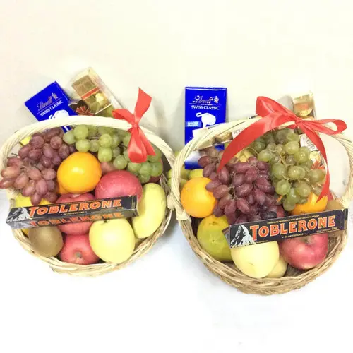 https://cdn11.bigcommerce.com/s-s00dfko9/images/stencil/{:size}/products/552/2110/duo_fruit_baskets_package__80127.1625226635.jpg?c=2