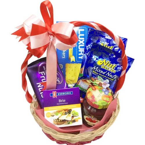https://cdn11.bigcommerce.com/s-s00dfko9/images/stencil/{:size}/products/517/1688/cheese_snacks_basket_Manila__20054.1559674222.jpg?c=2