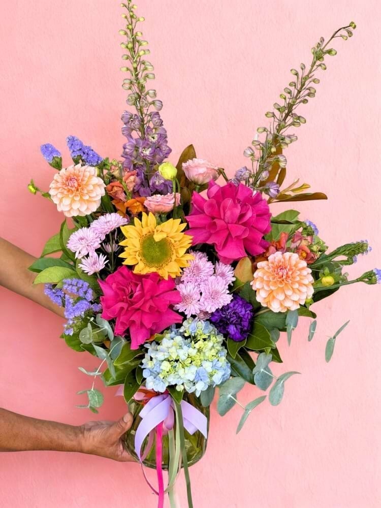 Bright & Bubbly Vase (Small)
