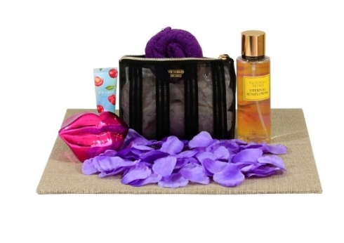 Victoria's Secret "Follow your Dreams" Set