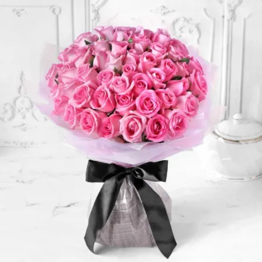 Vase of 12 Pink Roses