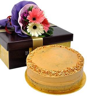Banana Nutty Buttercream Delight â€“ Cake